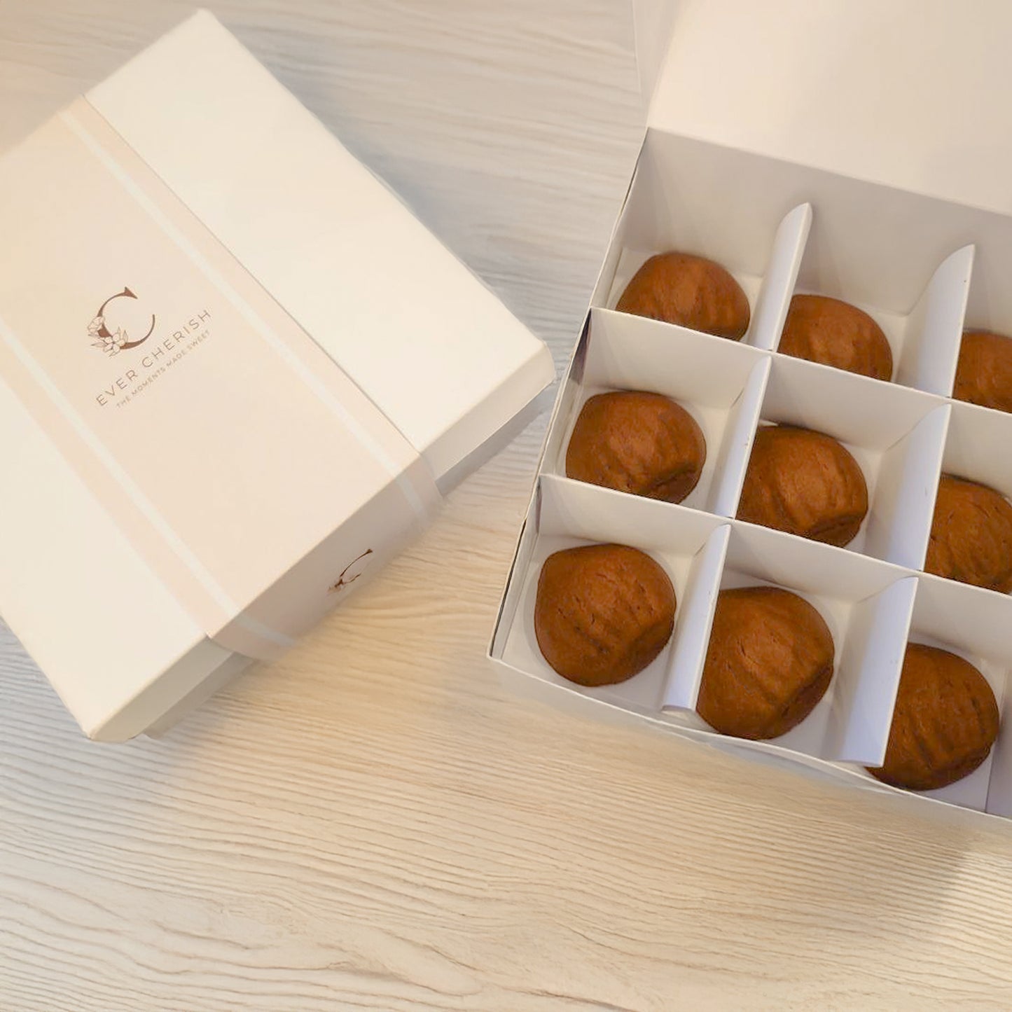 Butter Rice Cakes in box